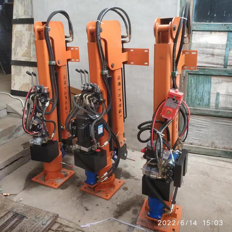 铜锣乡重汽蓝牌随车吊 3.2吨 国六动力强 液压驱动 农用自卸起重机